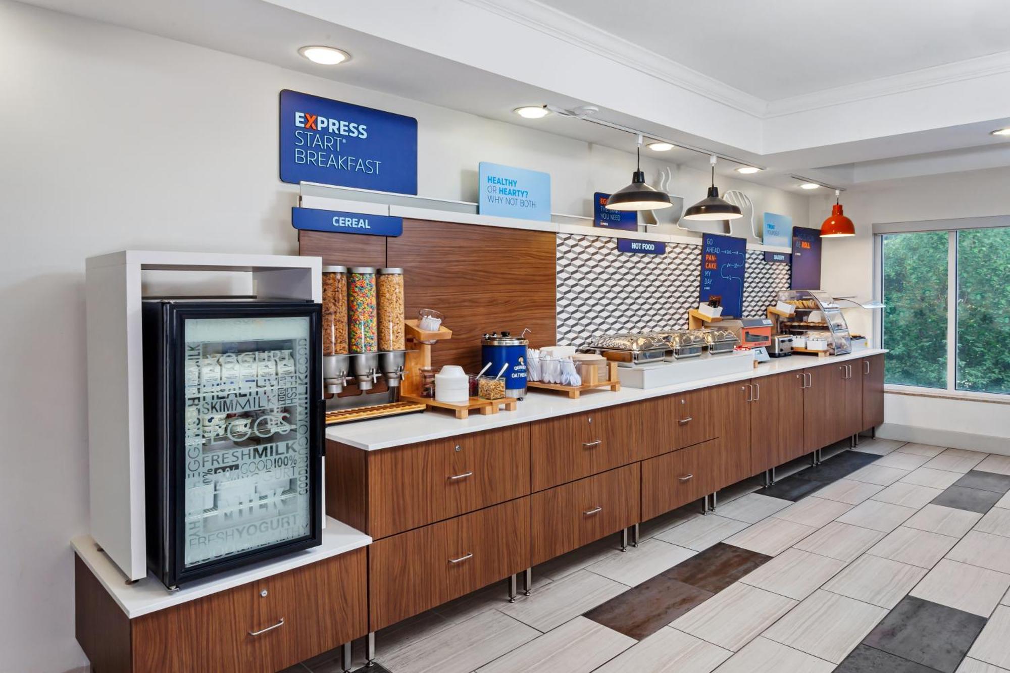 Holiday Inn Express Hotel & Suites Chicago South Lansing By Ihg Eksteriør billede